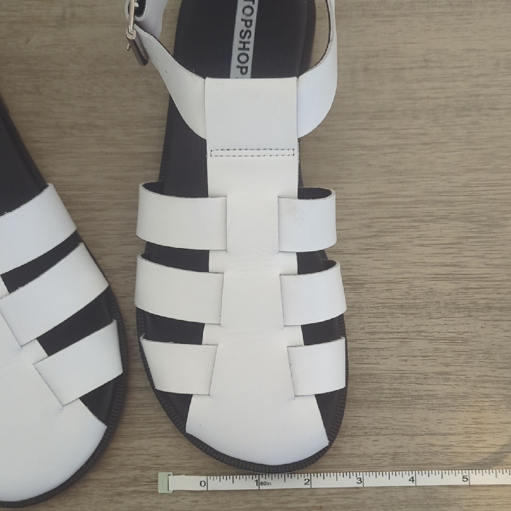 Topshop Babs Premium Fisherman Sandals In white - Picture 11 of 16